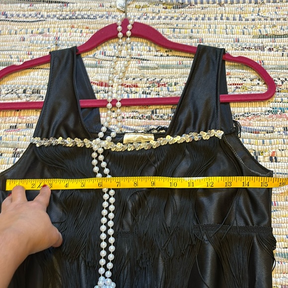 Flapper Costume - Picture 2 of 3